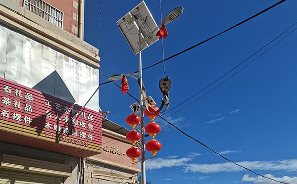 互助智慧路灯在城市物联网系统中的集成与运维